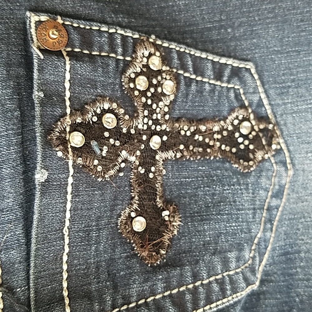 Jeans - Picture 9 of 11